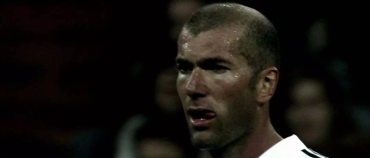 只有这部被中国人打一星的奇葩纪录片，才配得上他五星的球王生涯