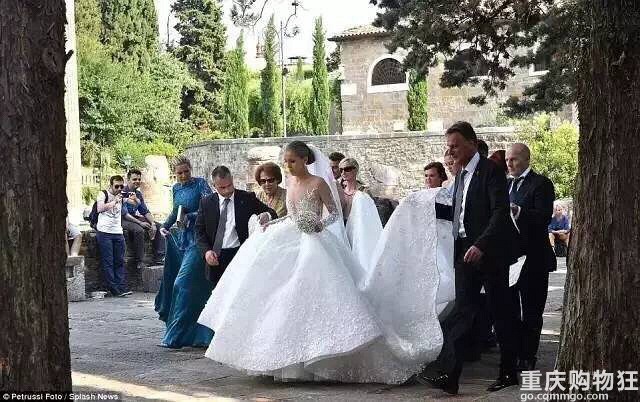 施华洛世奇极致奢华婚纱,施华洛世奇水晶镶嵌婚纱