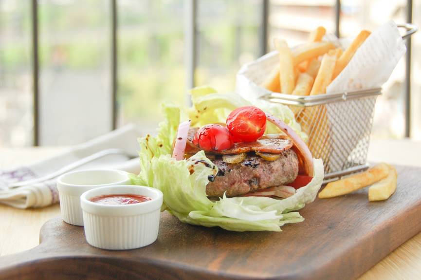 霸道总裁、米其林一星、西南第一，这家棒球餐吧到底什么来头？