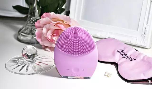 现在很多明星都在用的美容产品,抗老明星推荐美容仪有哪些