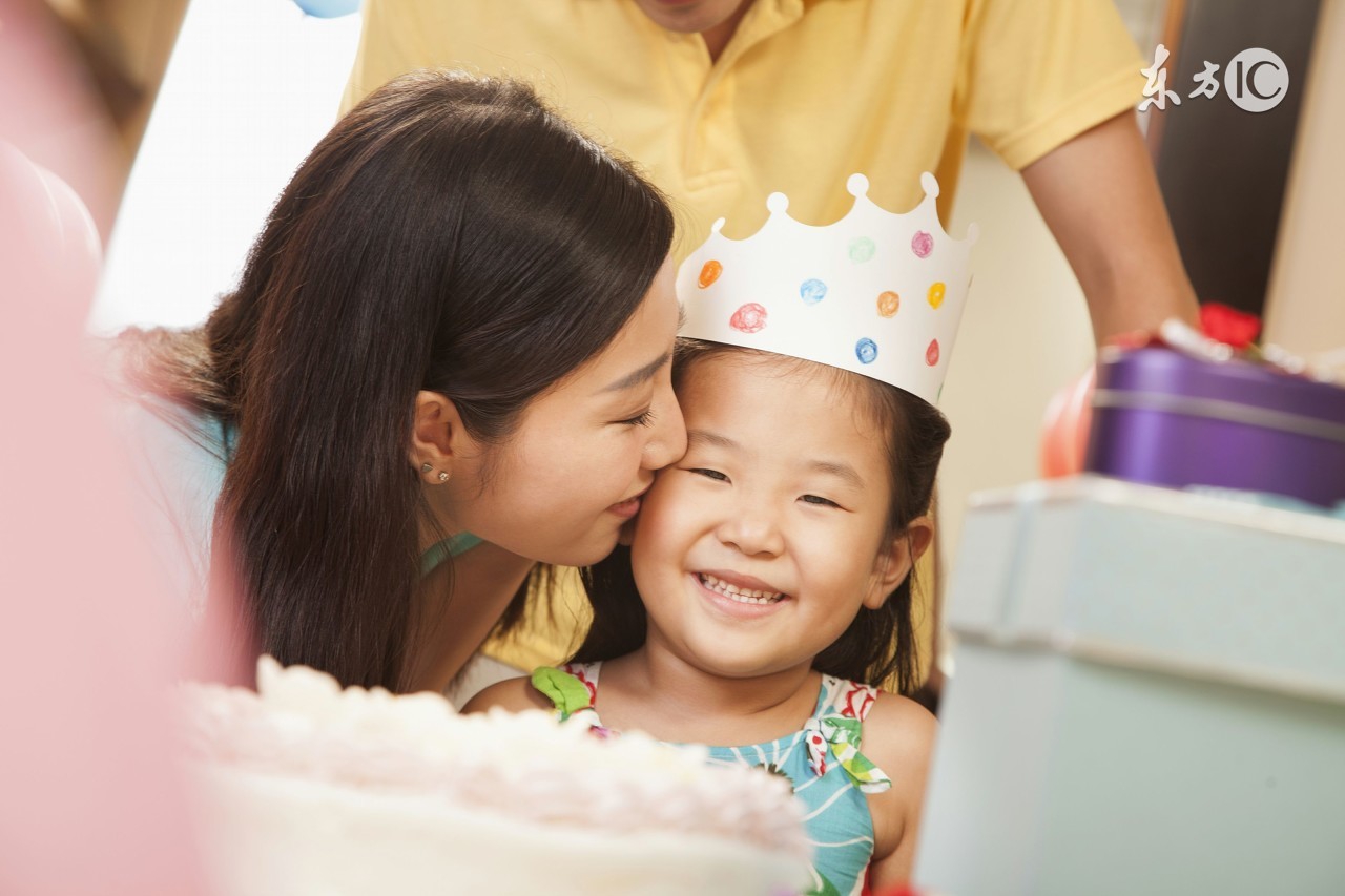 一岁九个月的孩子应该怎么教育,一岁九个月宝宝怎么教