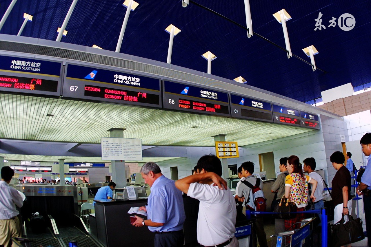 手把手教你坐飞机,手把手教你怎么坐飞机出国