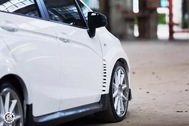 70万的进口思域太遥远，杭州车友将飞度GK5打造成Type-R外观