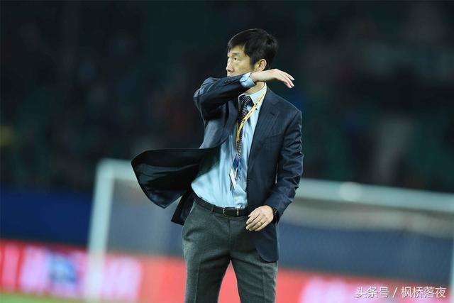 北控用大胜告别蒂奥特，高洪波狂拿四连胜，为何他如此神奇？