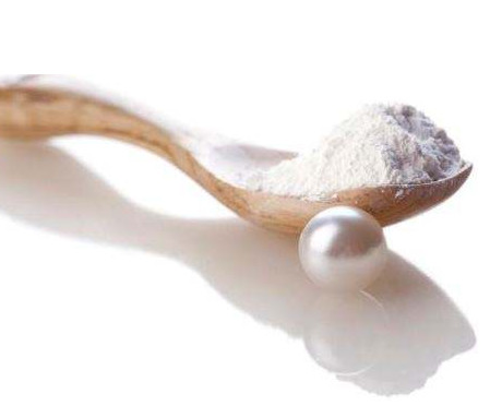 药店里十几块钱的粉末涂在鼻子上，只用几次黑头就连根拔起