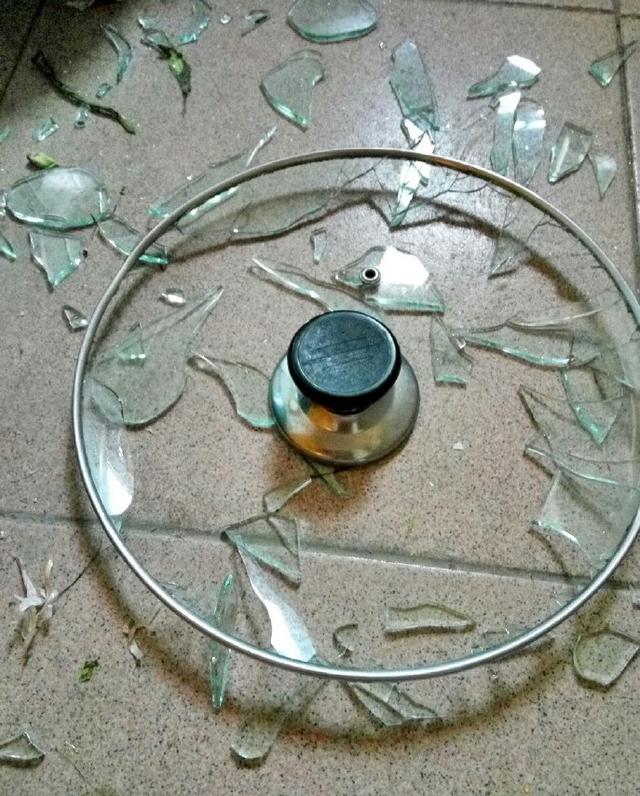 妈妈有人打你儿子你会怎么办视频,妈有人打我