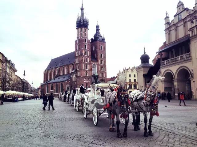 去欧洲一趟花费要多少钱,欧洲物价低签证简单的国家