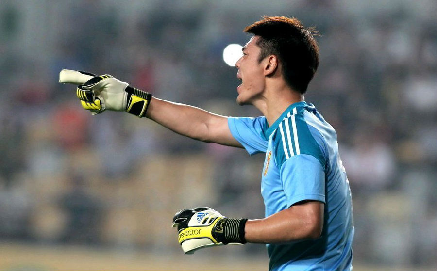 曾诚中超门将,曾诚王大雷颜骏凌三大门神视频