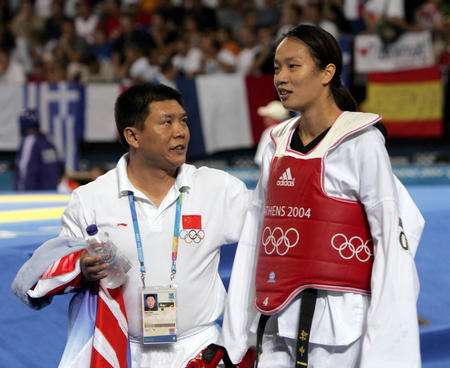 跆拳道教练要来管足球，中国足协害完男足又来害女足？