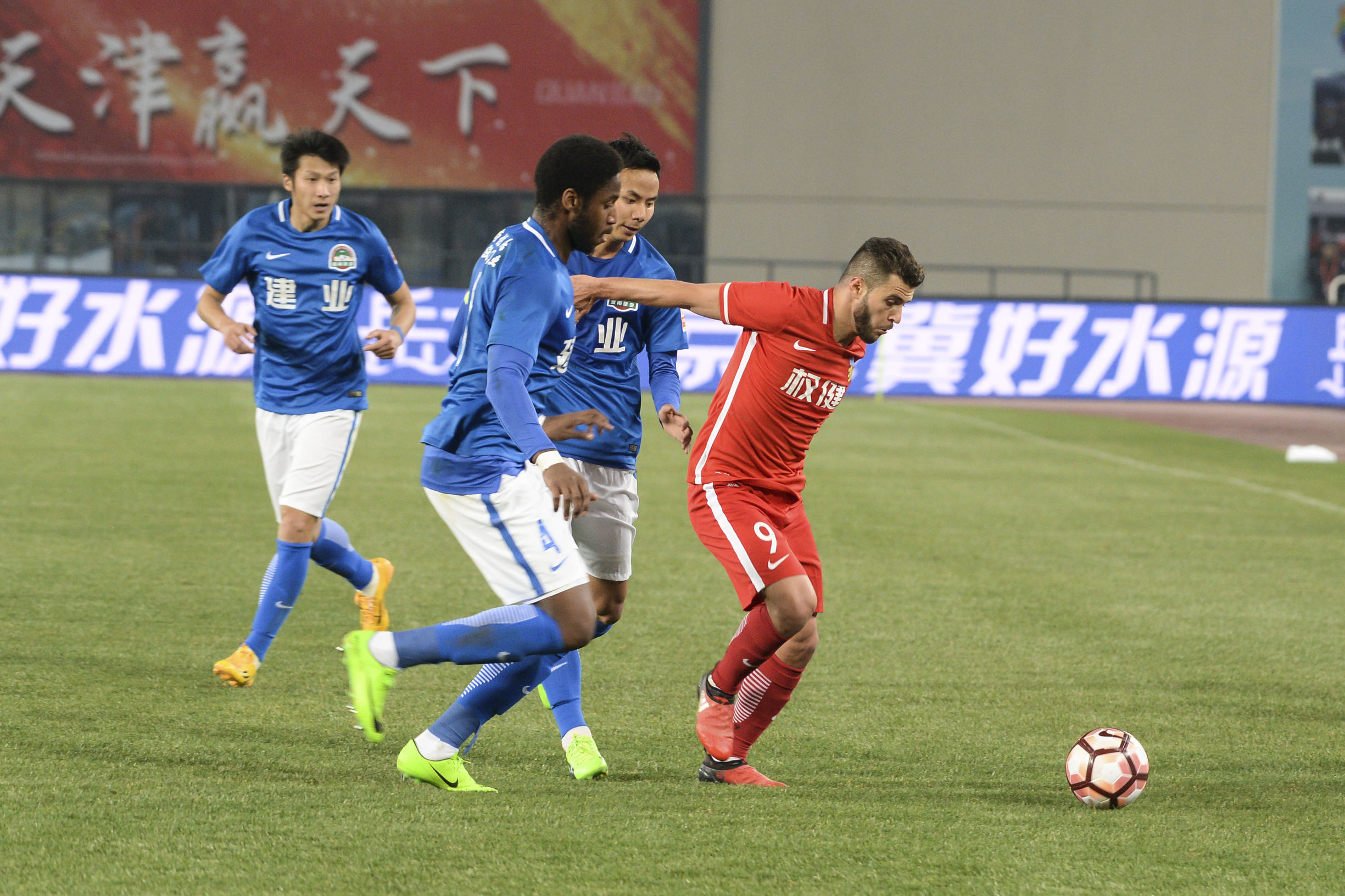 租借期满告别权健摩拉斯：未来权健会是中国顶级球队之一返回基辅或战欧冠期待今后再会