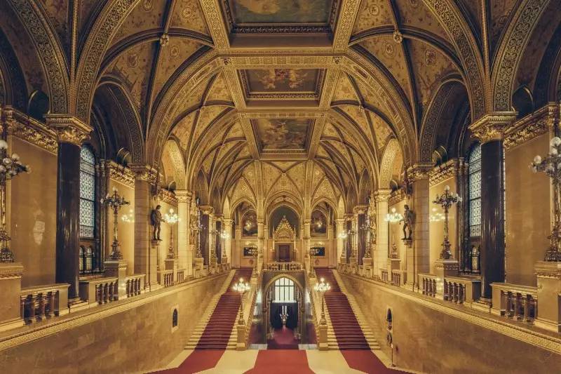 去欧洲一趟花费要多少钱,欧洲物价低签证简单的国家