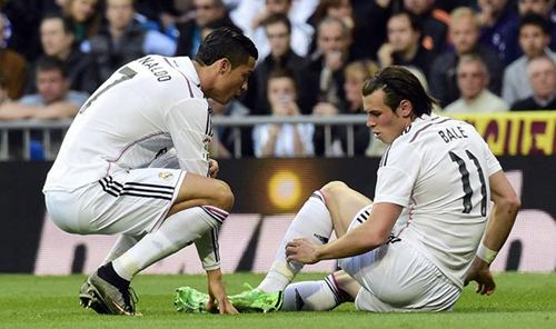 和足球无关的人,和足球相关的是什么