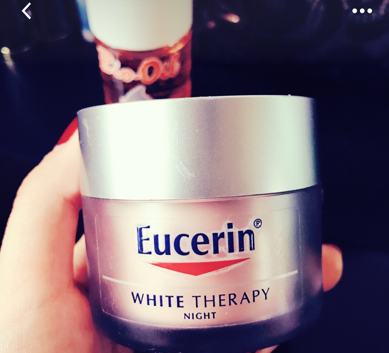 红血丝不化妆会更严重吗,红血丝不做手术能自己好吗