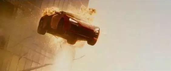 这家不打广告的运动品牌，狂赚中国人钱