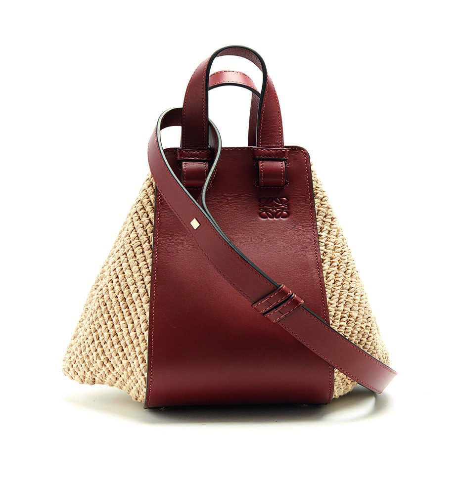 在海边怎么秀肌肉,海边泳衣简单又时髦