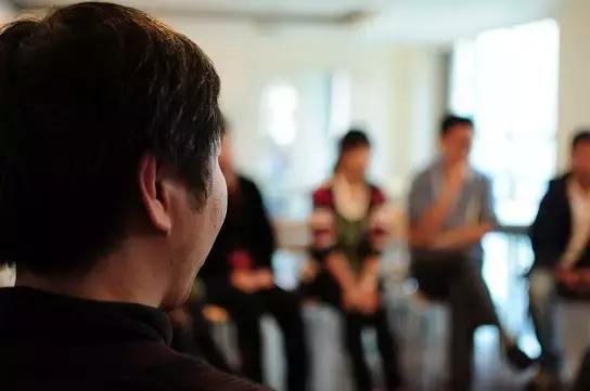 抑郁症单手摘星,抑郁症感觉命悬一线