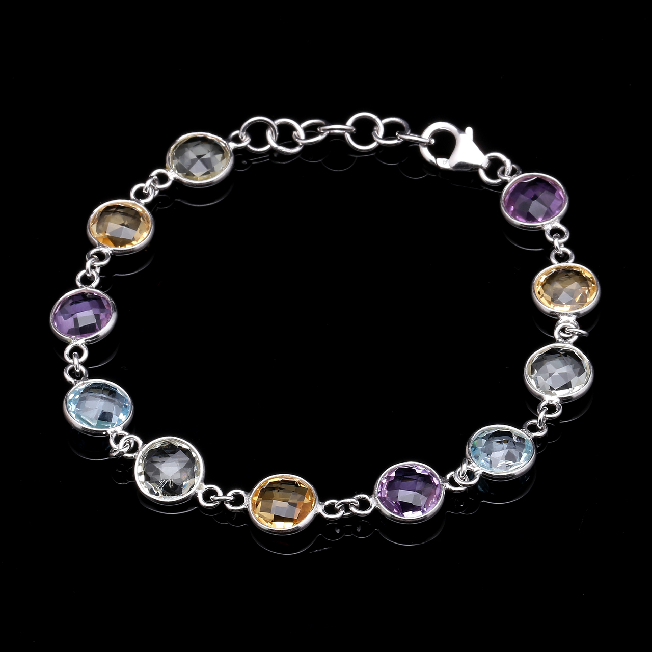 以美丽的名义问你，你的手链买了吗？