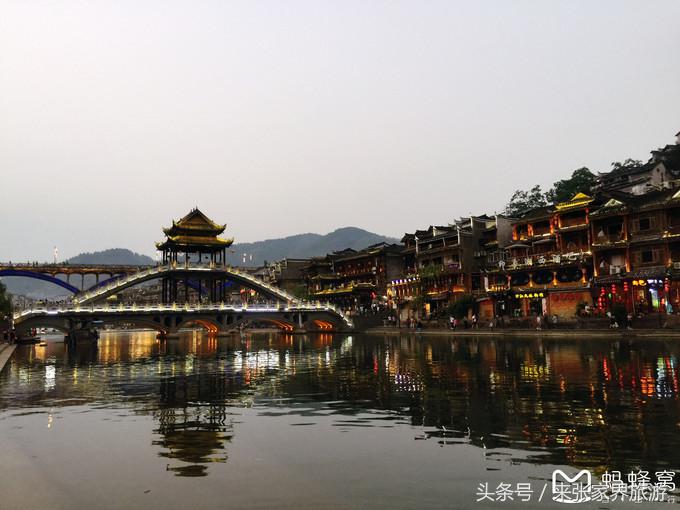 张家界五日游多少钱一个人 (自己张家界六日游详细攻略)