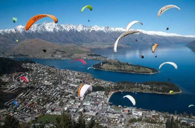 关于加快发展体育旅游,体育旅游产业示范区