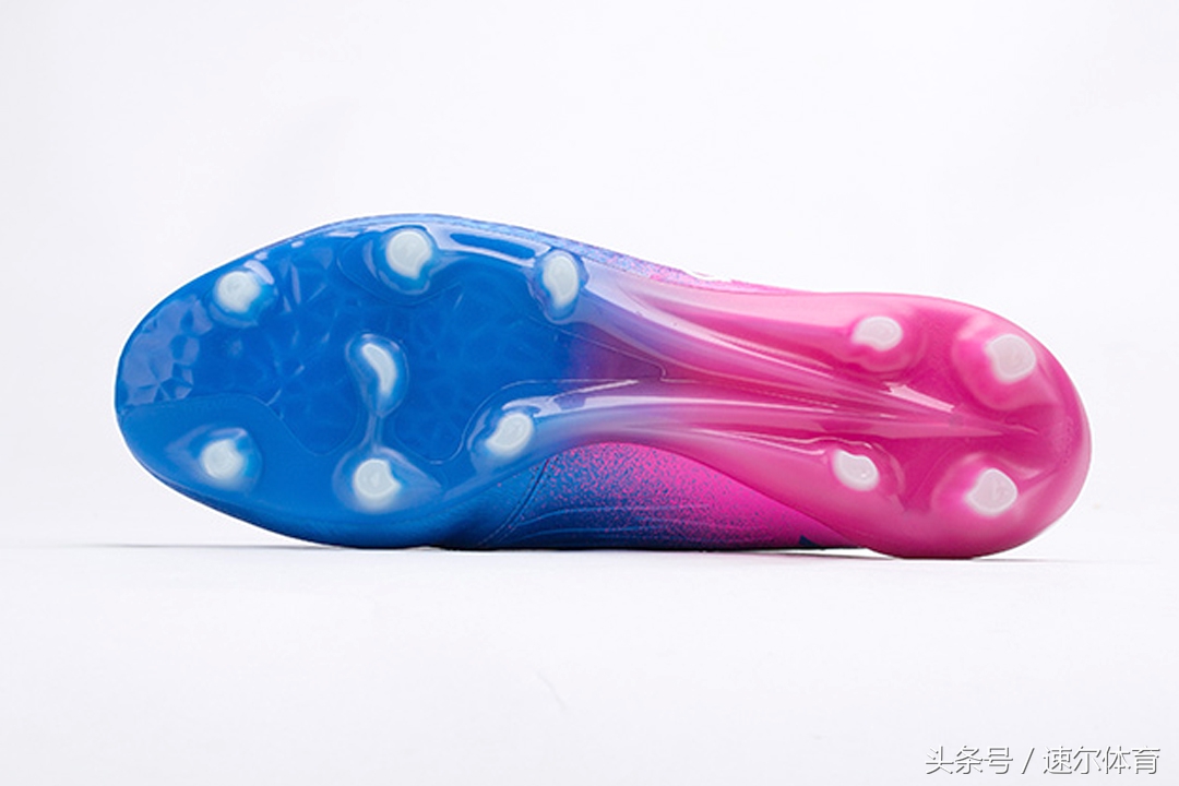 400到500的足球鞋怎么选,500元的顶级足球鞋
