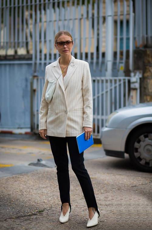 水煮｜一双塑料凉鞋4000块，洗澡筐4300……信阳的小伙伴不要惊讶，这些时尚大牌你都拥有过！