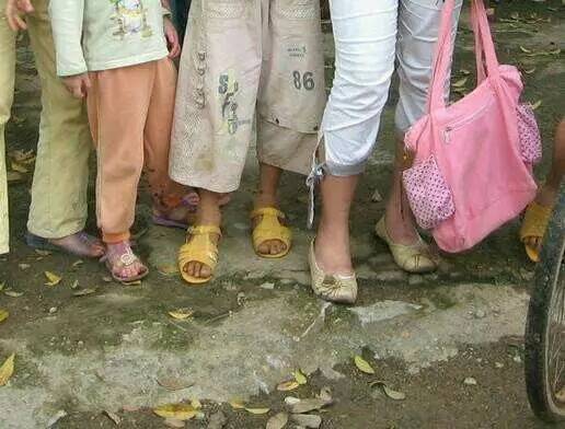 水煮｜一双塑料凉鞋4000块，洗澡筐4300……信阳的小伙伴不要惊讶，这些时尚大牌你都拥有过！