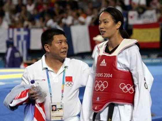 水上项目？乒乓？跆拳道？是个人都能管足球！