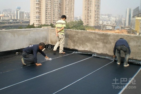 装修好的房顶漏水怎么办,装修小知识避免踩坑的方法