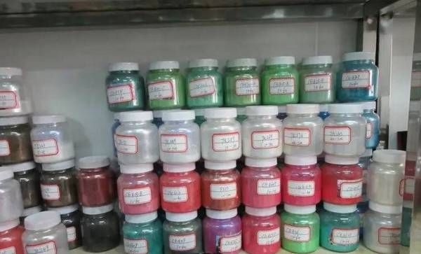 代购的进口化妆品为什么那么便宜,代购大牌彩妆骗局曝光