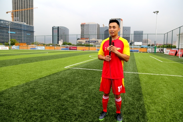 关注｜电影《谁是球王》友谊赛在上海举行毕节草根足球队代表的“谁是球王”队2：1胜出