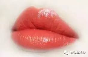 口红控必备：四大品牌最热门色号（含试色）