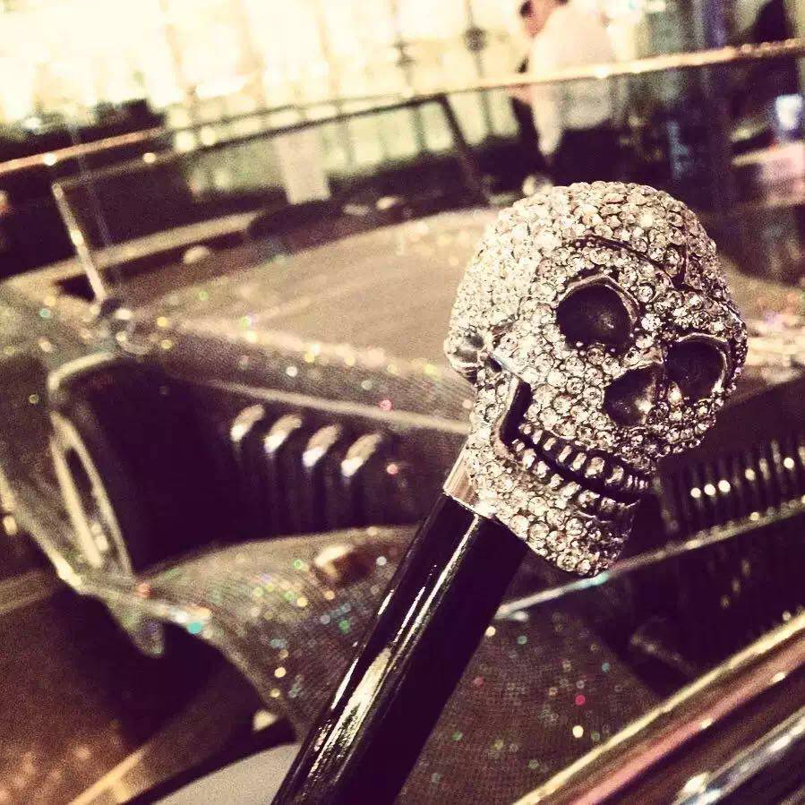 十把伞,十把雨伞