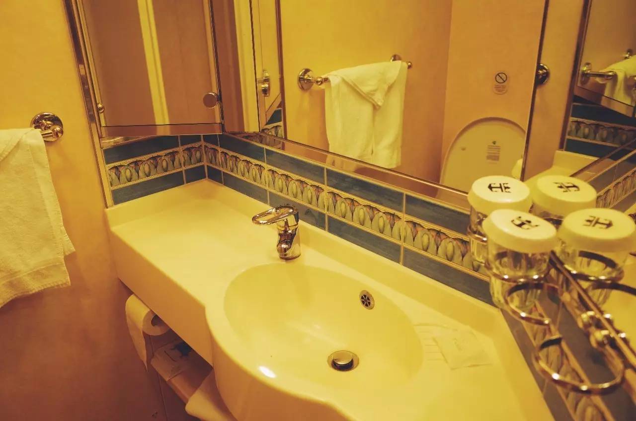 一日远方｜登上豪华游轮，完美假期就交给它吧