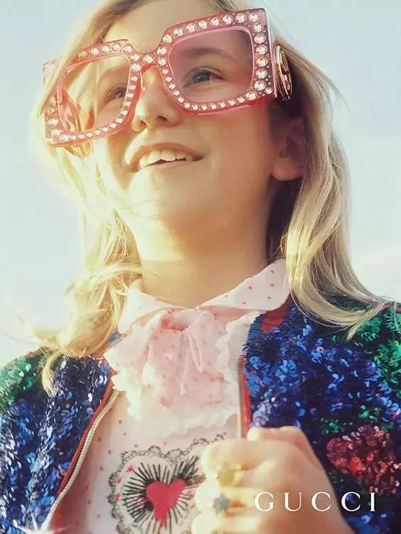 谨慎｜「人民币粉碎机」GUCCI带着新系列和可怕的线上选购服务，来了……