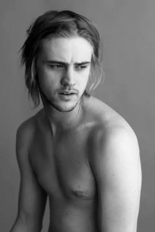 男人背后的男人，那些被大牌们捧红的「好肉」