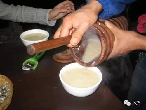 藏族酥油茶是怎么做出来的,藏族酥油茶属于哪个朝代