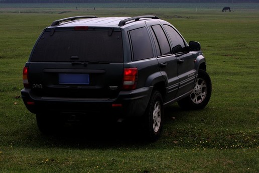 14年的jeep进口大切诺基,12年jeep大切诺基老改新