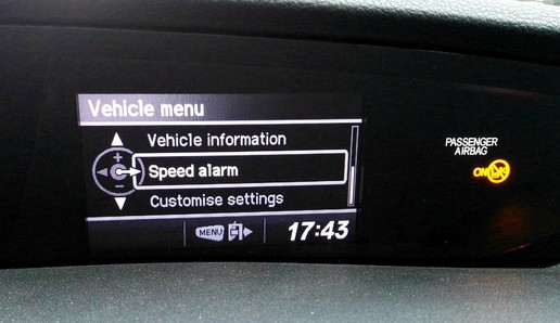 2011款本田思域和09款思域一样吗,本田思域两厢的优缺点