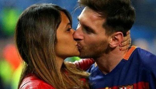 梅西出席宴会,梅西婚宴用酒