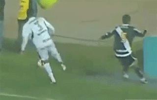 足球场上另类搞笑合集,足球场上的搞笑集锦