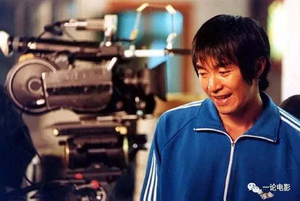 揭秘周星驰成名之路,周星驰在少林足球中的镜头