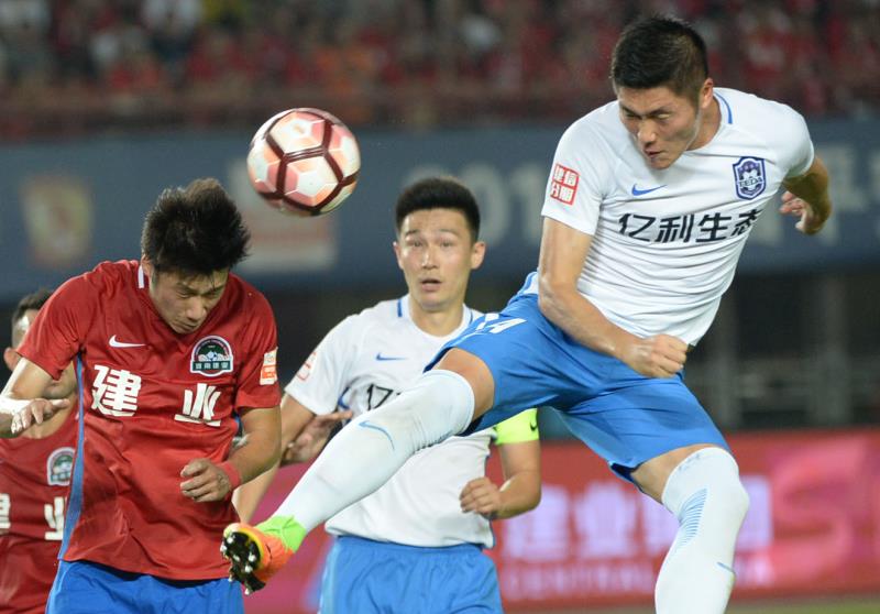 换阵后与建业队0比0握手言和，亿利队平局能接受也有遗憾