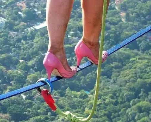 濂藉彲鐖辩殑濡瑰瓙,鍙埍鐨勫瀛愪负鑷繁鍔犳补