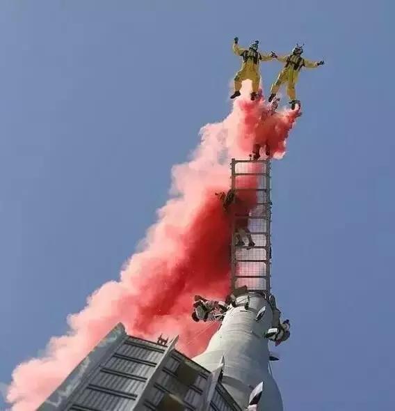 最帅迪拜王子哈曼丹,哈曼丹和威廉王子