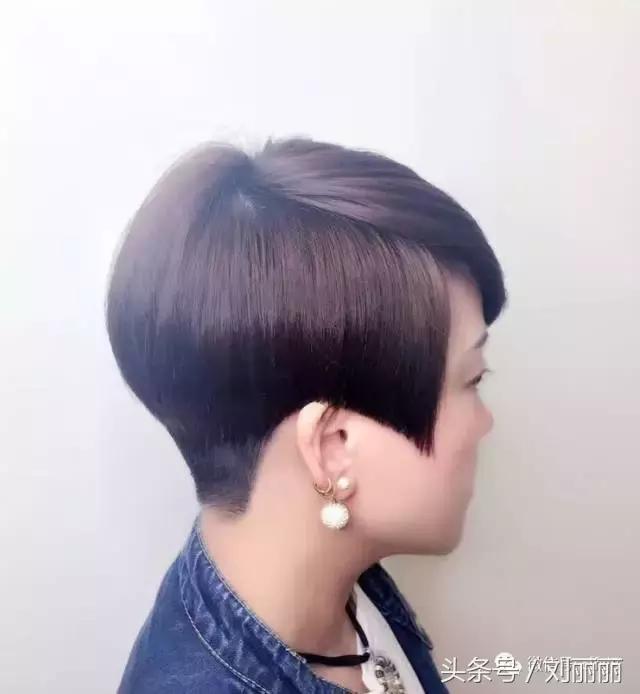 今年流行的发型中发,今年流行新式发型