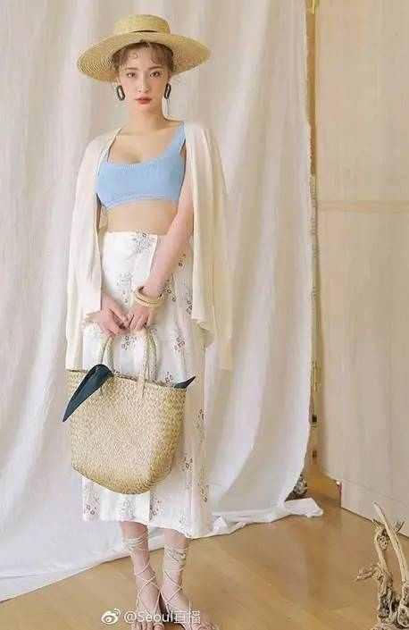 最近整个时尚圈都中了这个包包的毒！