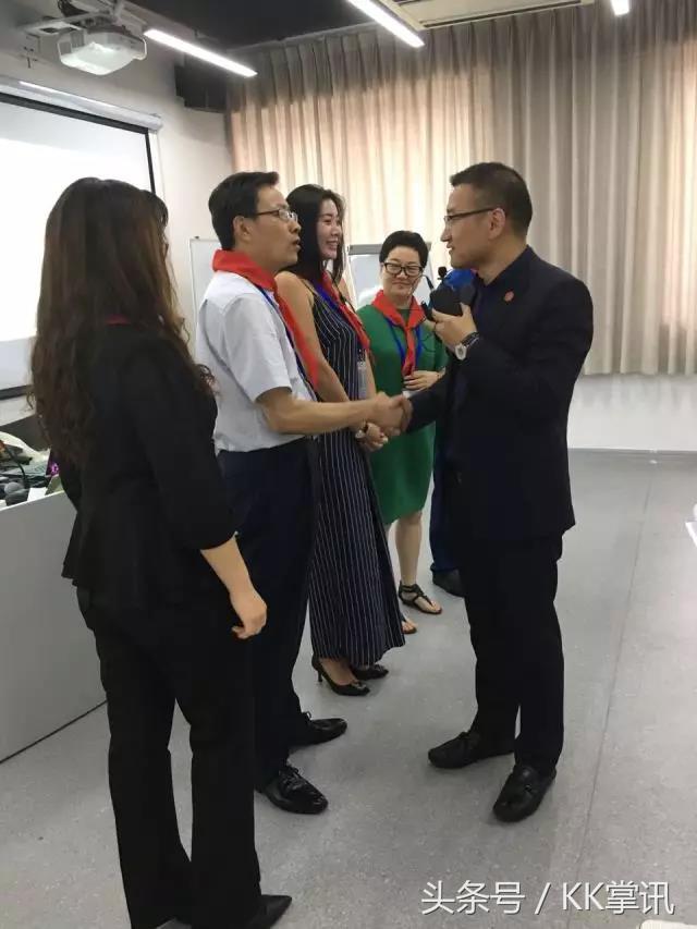 与狼共舞：上海交通大学微商总裁班十一期学员分享