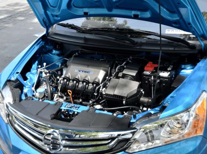 本田更换的原厂件和原车一样吗,本田换一个车标多少钱