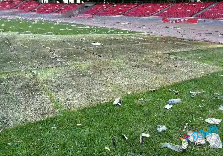 张学友演唱会崩溃现场,张学友在太原开过几场太原演唱会