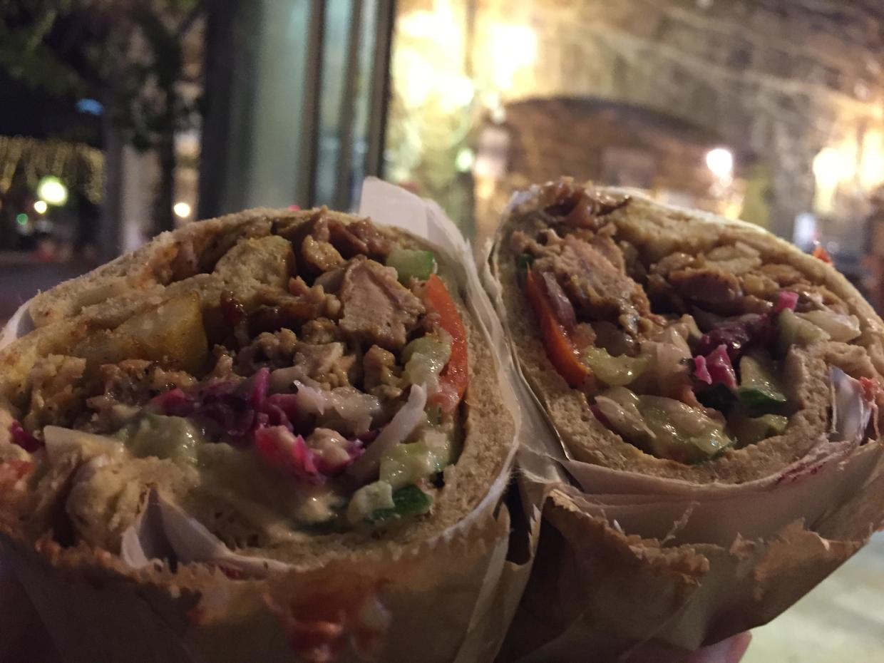 以色列特拉维夫闹市区 (以色列特拉维夫白色之城繁荣原因)